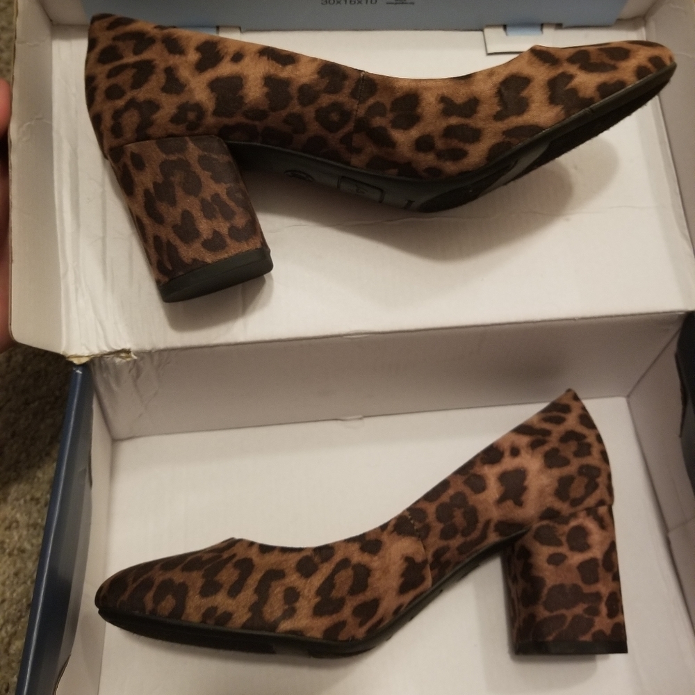 Cheetah/Leopard chunky heels